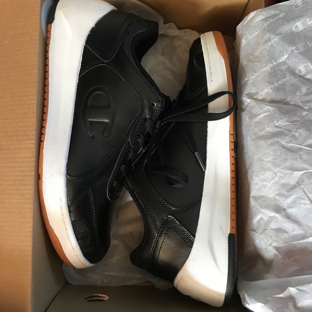 Champion 9.5 sneakers